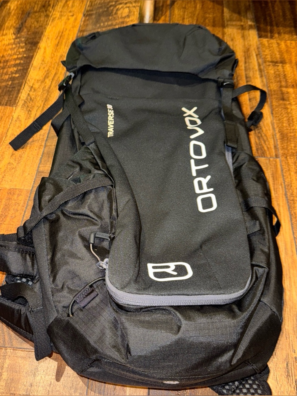 Ortovox TRAVERSE 30Unisex MOUNTAINEERING BACKPACKS/raven